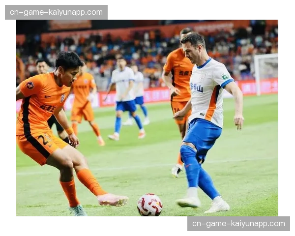 克雷桑1传1射导演逆转 泰山外援展现全能前锋属性