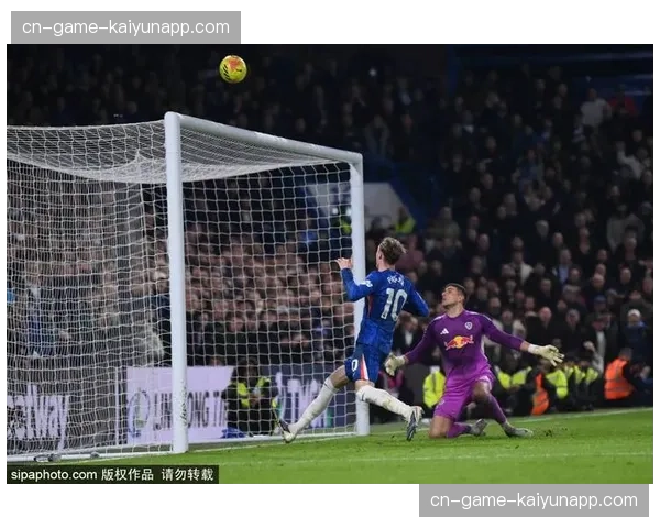 切尔西门将位置持续不稳定 桑切斯失误导致对阵埃弗顿惨败